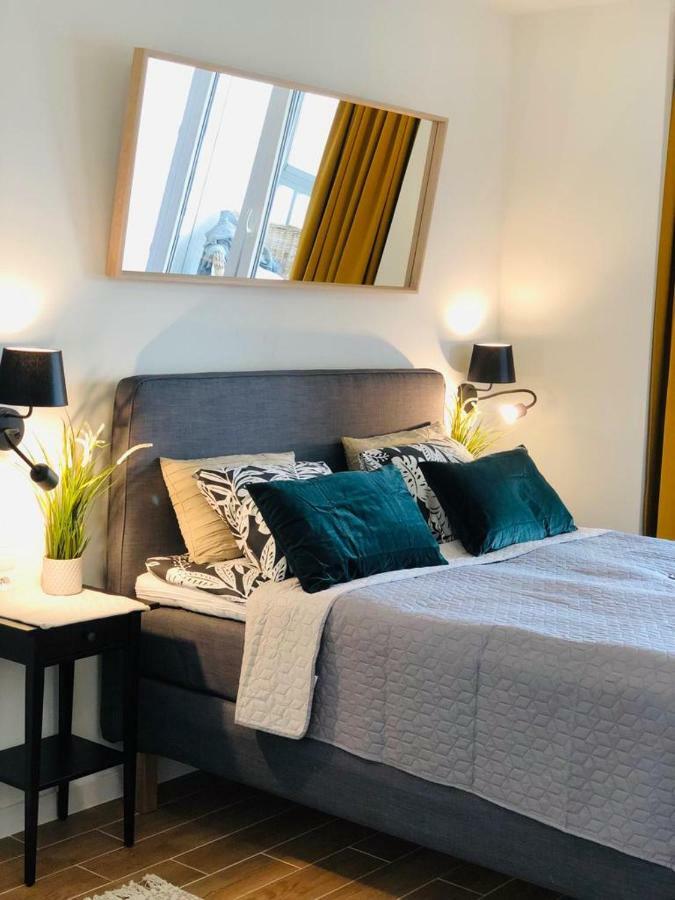 Aquamarina Onyx Apartment